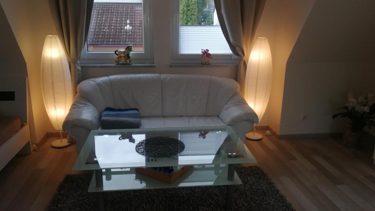 Muenchen Waldperlach Ruhig Und Sehr Schoene Wohnung Eksteriør bilde